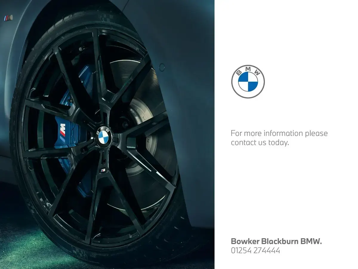 Begagnad BMW M135 Shadowline 296 HK (217 kW) 2025 Röd Halvkombi