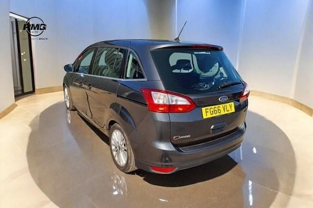 Used Ford Grand C-Max Titanium 120 HP (88 kW) 2016 Grey MPV