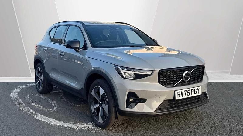 New Volvo XC40 Plus 194 HP (142 kW) 2025 SUV