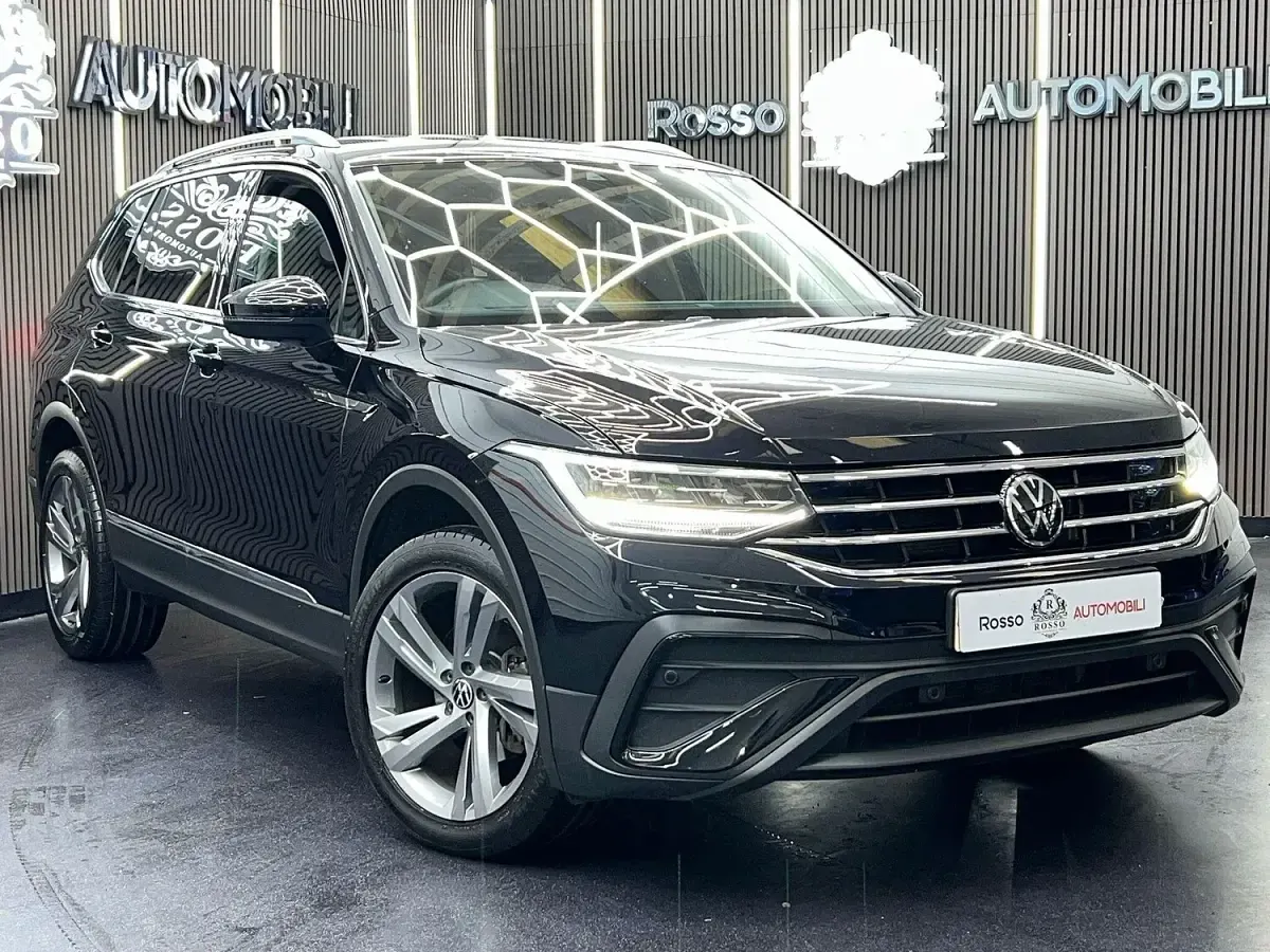 Used VW Tiguan Allspace Life 150 HP (110 kW) 2023 Black SUV