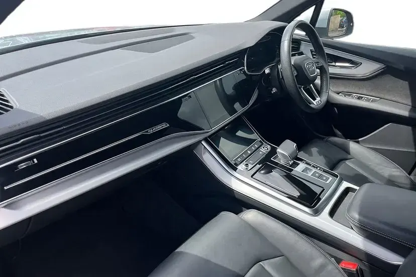 Used Audi Q7 S-Line 340 HP (250 kW) 2022 Silver SUV