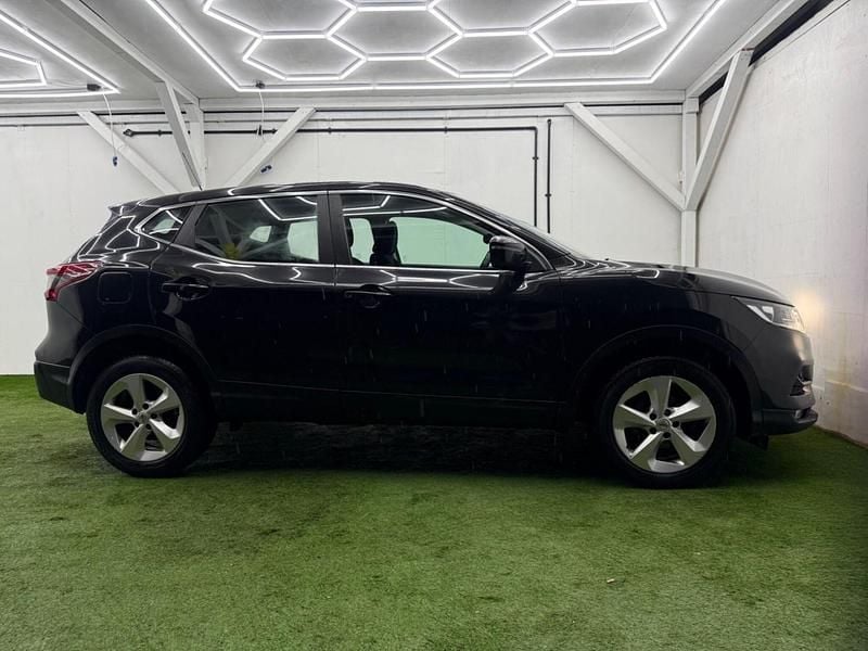 Used Nissan Qashqai Acenta 2018 Black SUV