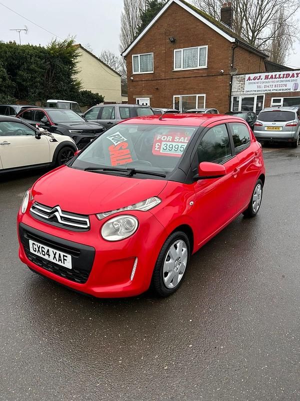 Used Citroën C1 Feel 68 HP (50 kW) 2014 Red Hatchback