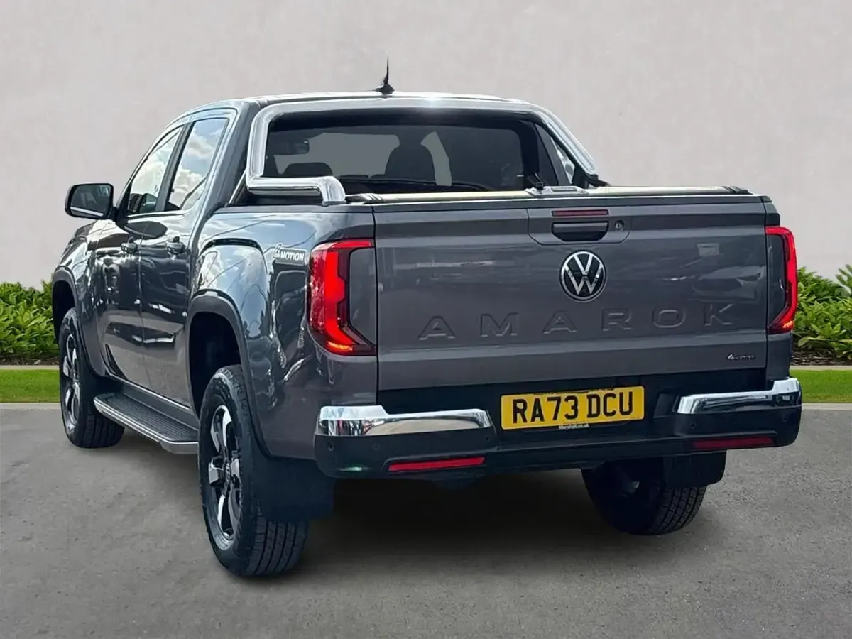 Usado VW Amarok Style 205 HP (150 kW) 2023 Cinzento Pickup