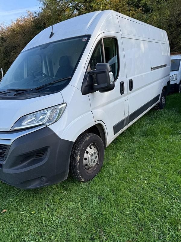 Used Citroën Relay 140 HP (102 kW) 2022 White Van
