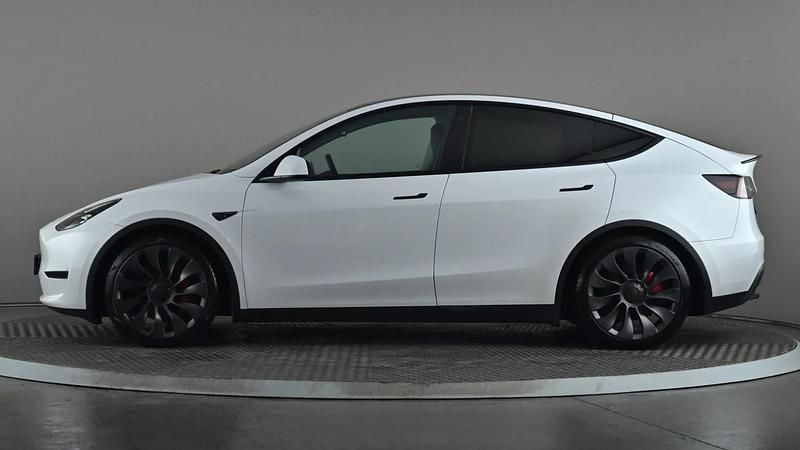 Used Tesla Model Y Performance 313 kW (426 HP) 2022 White SUV