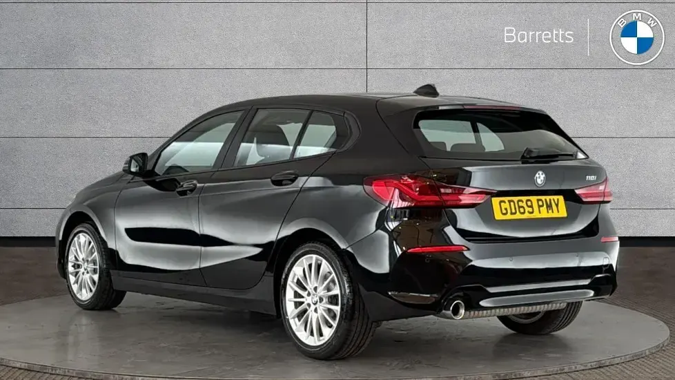 Used BMW 118 Sport Line 138 HP (101 kW) 2020 Black Hatchback