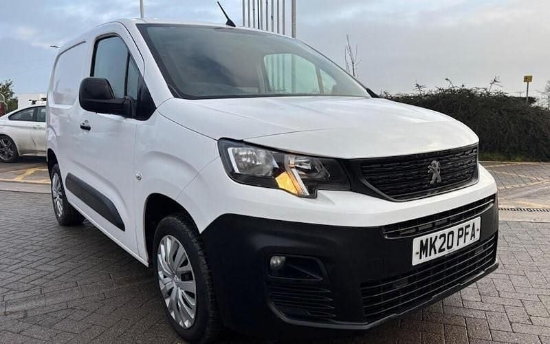 Used 2021 Peugeot Partner MPV | £9,594 (Fair price) - Image 1/4
