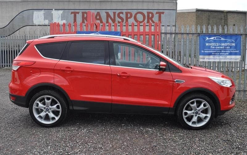 Usado Ford Kuga Titanium X 180 CV (132 kW) 2015 Rojo SUV