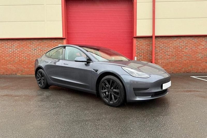 Used 2021 Tesla Model 3 Standard Range Plus Sedan | £13,499 (Fair price) - Image 1/1