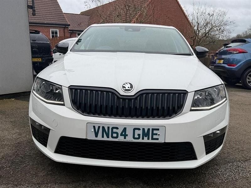 Begagnad Skoda Octavia vRS 2014 Vit Halvkombi