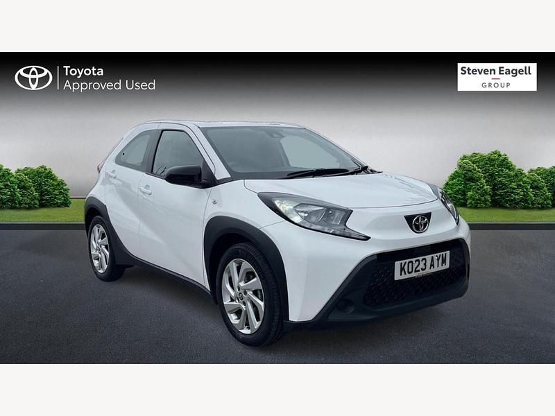 White Used 2023 Toyota Aygo PURE Hatchback | £14,455 (Fair price) - Image 1/3