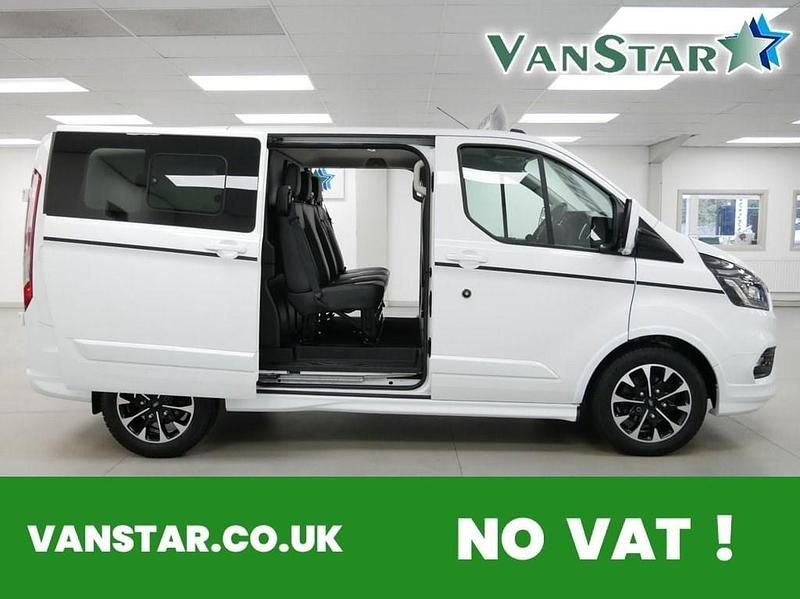Used Ford Transit Custom Sport 185 HP (136 kW) 2020 White Estate