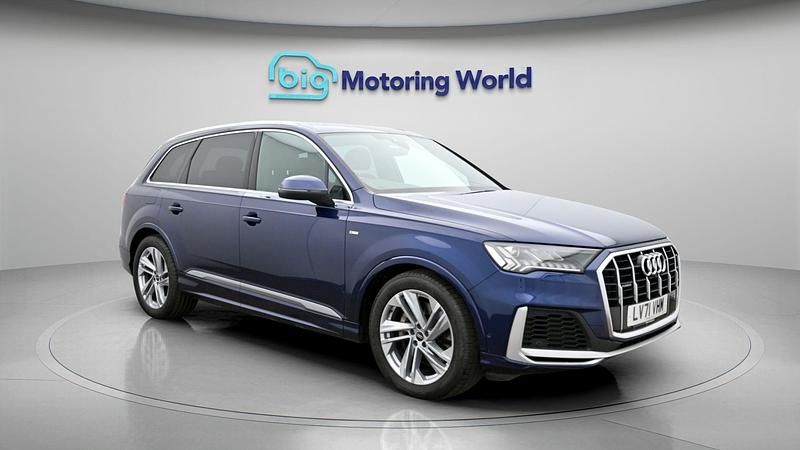 Used Audi Q7 S-Line 335 HP (246 kW) 2022 Blue SUV