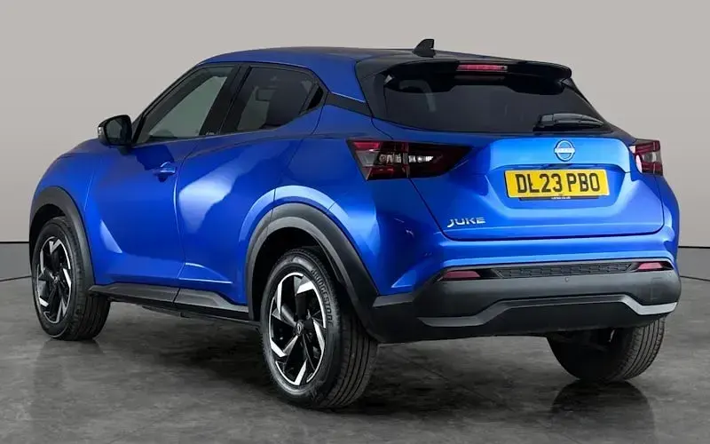 Used Nissan Juke N-Connecta 114 HP (83 kW) 2023 Blue SUV