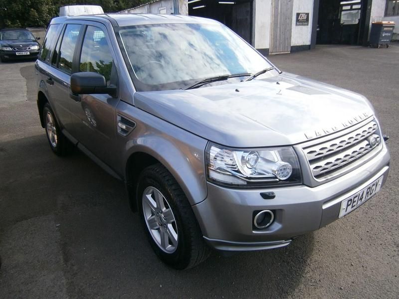 Grey Used 2014 Land Rover Freelander 2 SUV | £9,995 (Fair price) - Image 1/4