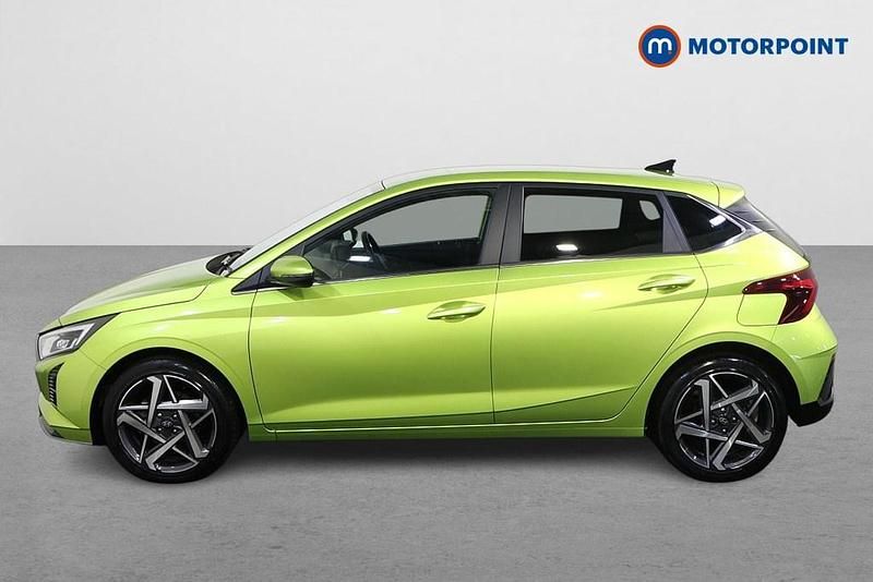Używany Hyundai i20 Premium 101 KM (74 kW) 2025 Zielony Hatchback