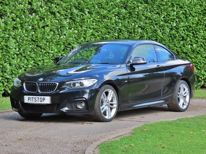Used BMW 220 M Sport 190 HP (139 kW) 2017 Sapphire black metallic Coupe