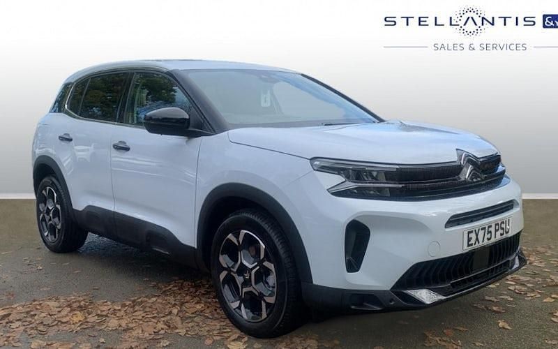 New 2025 Citroën C5 Hatchback | £21,894 (Expensive) - Image 1/3