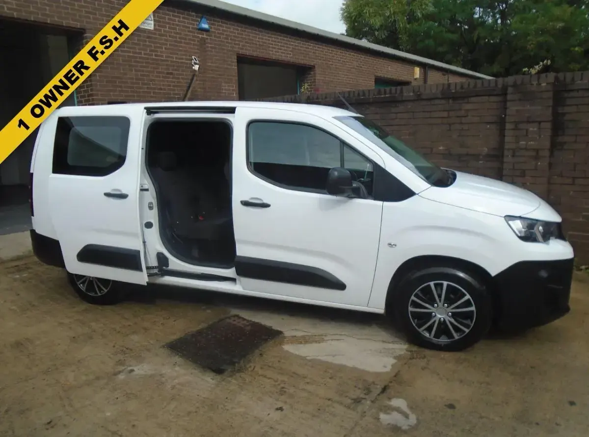 Used Peugeot Partner 131 HP (96 kW) 2020 White MPV