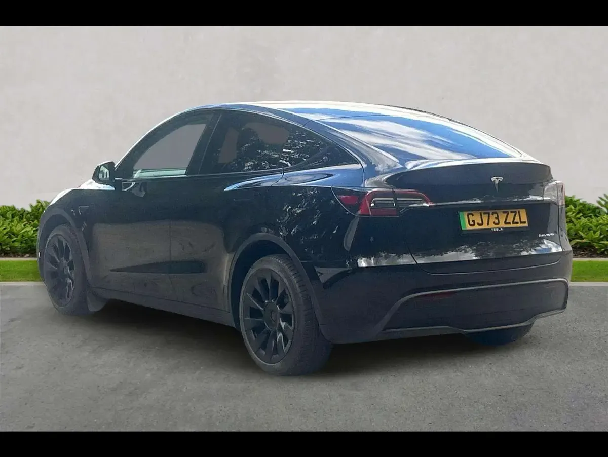 Used Tesla Model Y Long Range AWD 282 kW (384 HP) 2023 Black SUV
