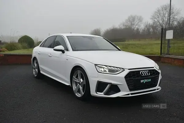 Used Audi A4 S-Line 201 HP (147 kW) 2022 White Sedan