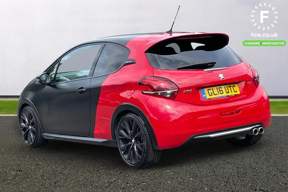 Used Peugeot 208 GTi by Peugeot Sport 208 HP (152 kW) 2016 Black Hatchback