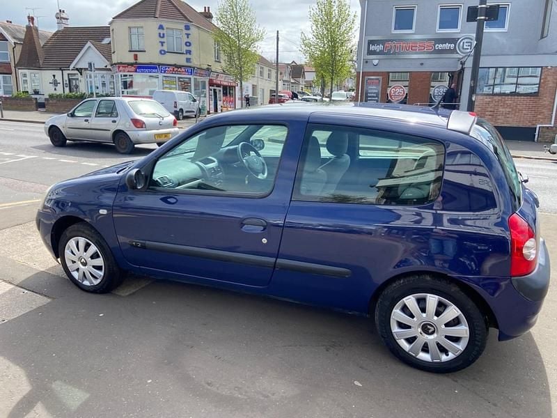 Usado Renault Clio II Campus 2006 Azul Citadino