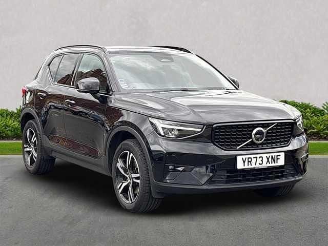 Used 2023 Volvo XC40 Plus SUV | £26,894 (Fair price) - Image 1/4