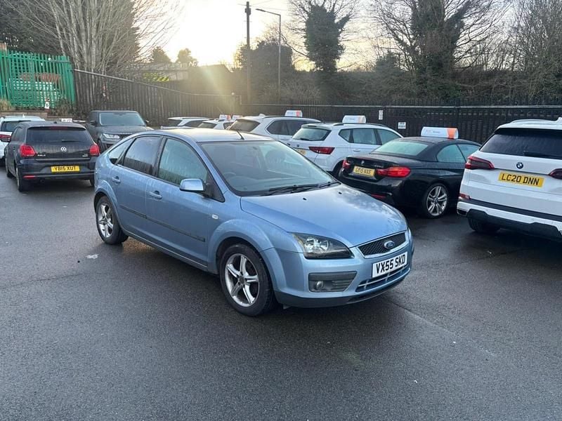 Used Ford Focus Zetec 113 HP (83 kW) 2006 Blue Hatchback