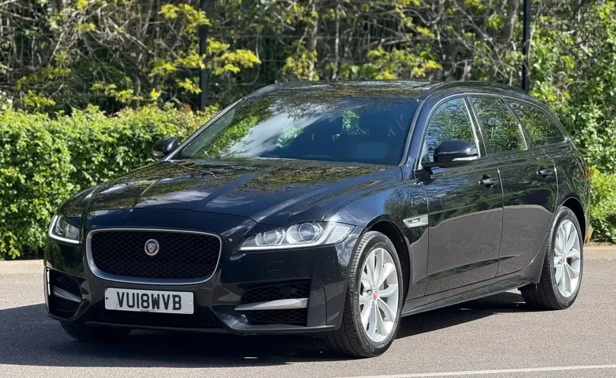Second-hand Jaguar XF R-Sport 177 CP (130 kW) 2018 Negru Break