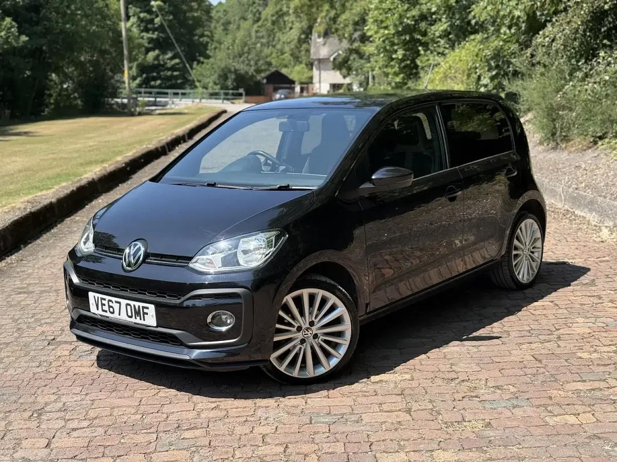 Used VW up! high up! 90 HP (66 kW) 2017 Black Hatchback