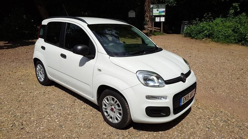 White Used 2015 Fiat Panda Easy Hatchback | £3,289 (Good price) - Image 1/4