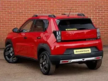 New Fiat Grande Panda La Prima 110 HP (80 kW) 2026 Red Hatchback