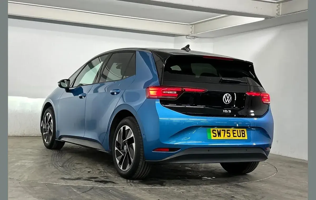 New VW ID.3 Pro 147 kW (200 HP) 2025 Blue Hatchback