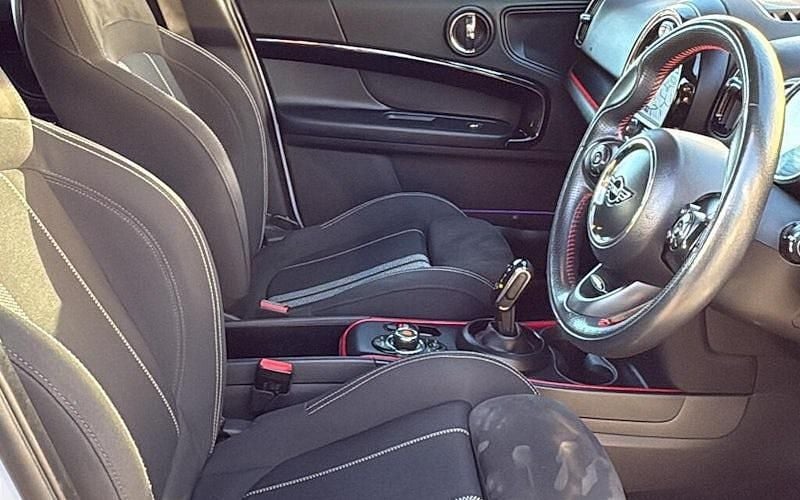 Used 2020 Mini Cooper S Sport Hatchback | £16,299 (Fair price) - Image 1/3