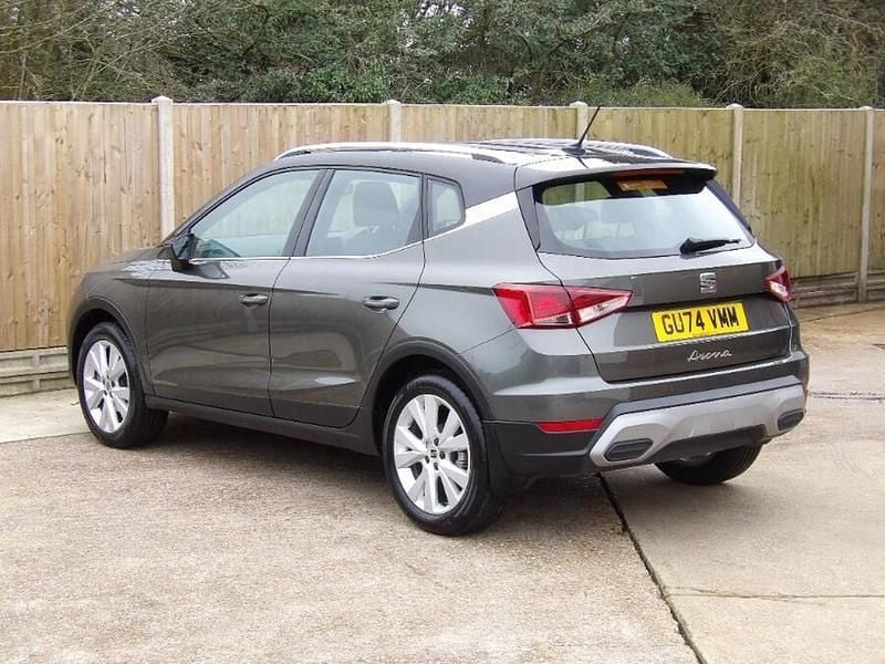 Used Seat Arona Xperience 113 HP (83 kW) 2024 Green SUV