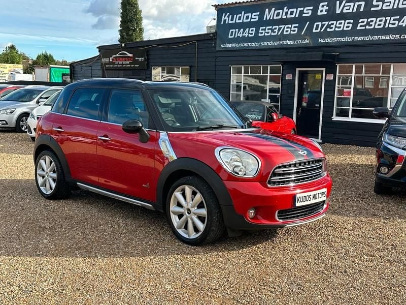 Red Used 2015 Mini Cooper D Countryman SUV | £6,495 (Fair price) - Image 1/4
