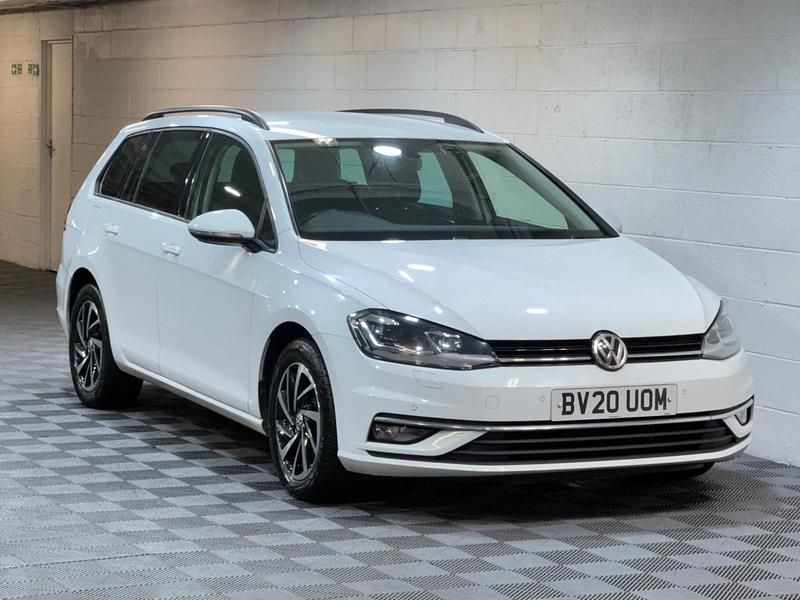 Begagnad VW Golf VII Edition 2020 Vit Kombi