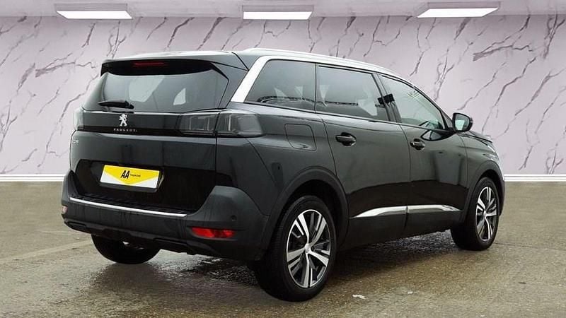 Used Peugeot 5008 Allure Premium 130 HP (95 kW) 2021 Black SUV