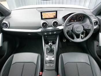 Used Audi Q2 S-Line 150 HP (110 kW) 2022 White SUV