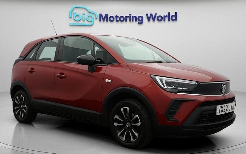 Used 2023 Vauxhall Crossland Design Edition SUV | £10,300 (Good price) - Image 1/4