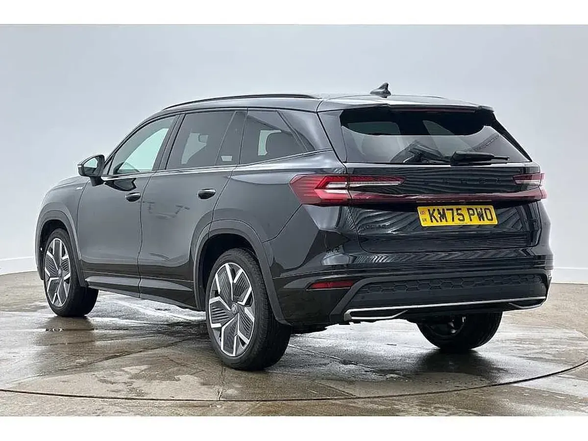 Used Skoda Kodiaq SportLine 110 HP (80 kW) 2025 Black magic pearl effect SUV