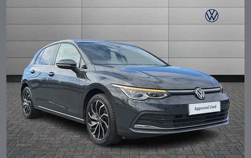 Used VW Golf VIII Edition 130 HP (95 kW) 2023 Grey Hatchback