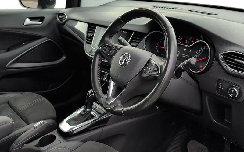 Used Vauxhall Crossland Ultimate 131 HP (96 kW) 2024 SUV