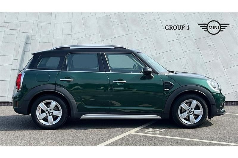 Used Mini Cooper Countryman Classic 136 HP (100 kW) 2019 Green SUV