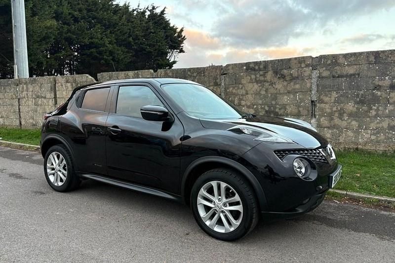 Black Used 2015 Nissan Juke N-Connecta SUV | £4,995 (Fair price) - Image 1/1