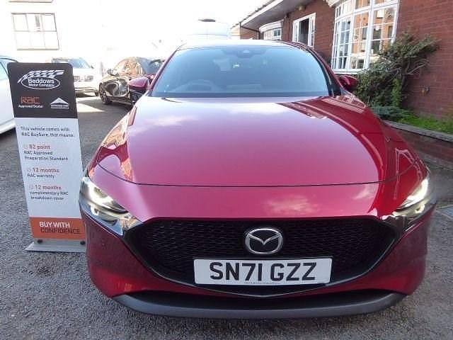 Usado Mazda 3 Inclusive 122 HP (89 kW) 2021 Vermelho Citadino
