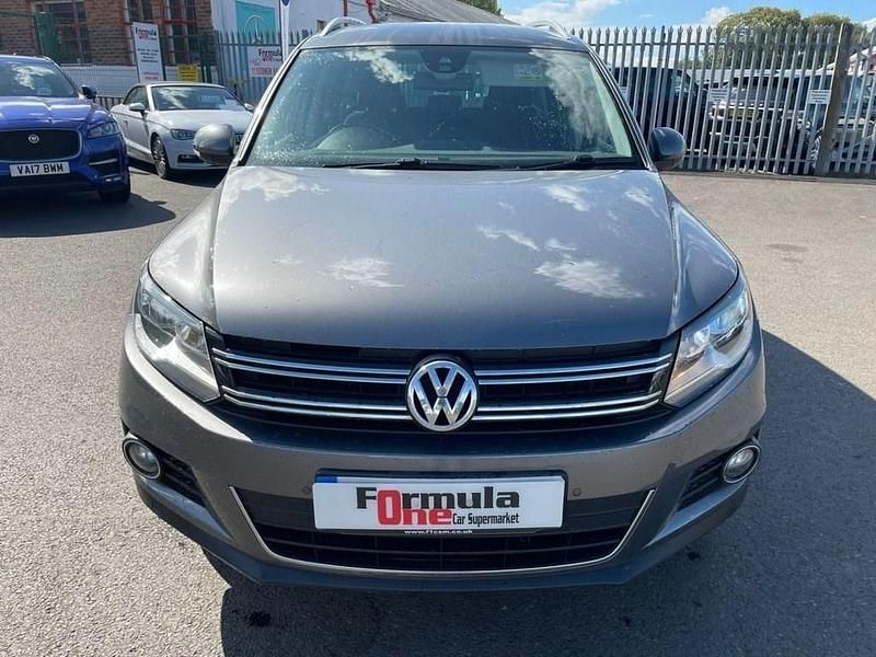 Used VW Tiguan Edition 150 HP (110 kW) 2015 Grey SUV