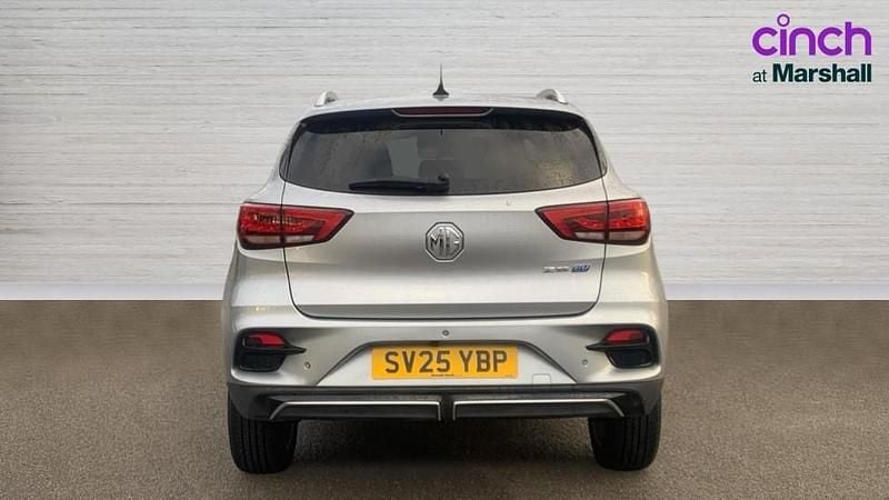 Used MG ZS Trophy Connect 129 kW (176 HP) 2025 Silver SUV